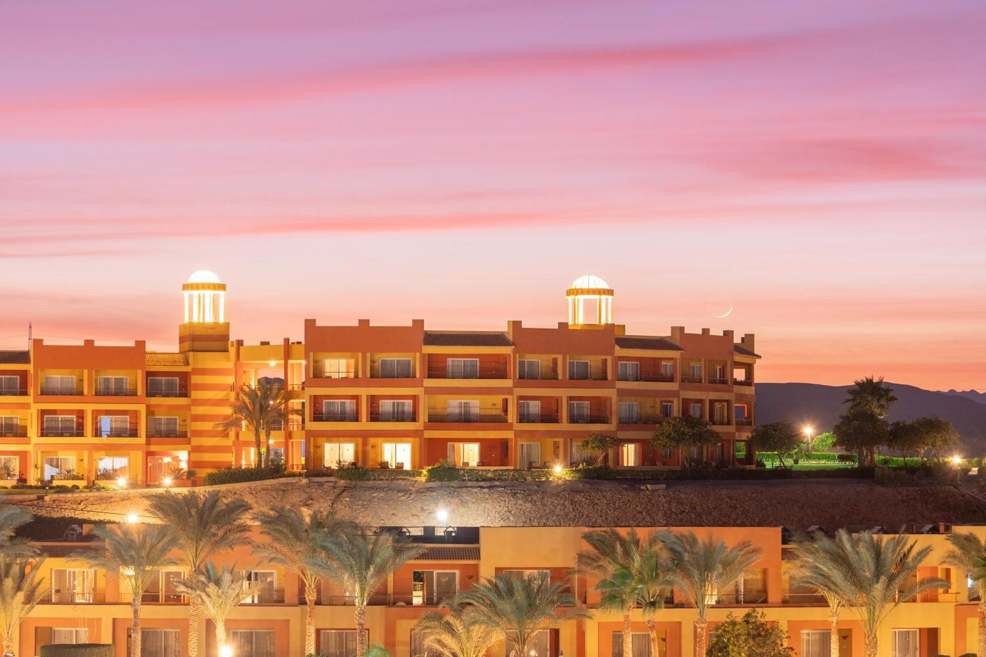 Malikia Resort Abu Dabbab Marsa Alam Exterior photo